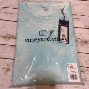 vineyard vines long-sleeve crew neck Tee